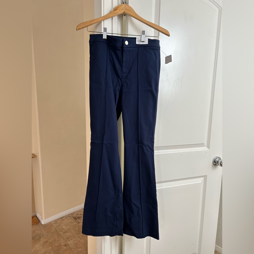 Nine West, Kick flare pants , size S. New!